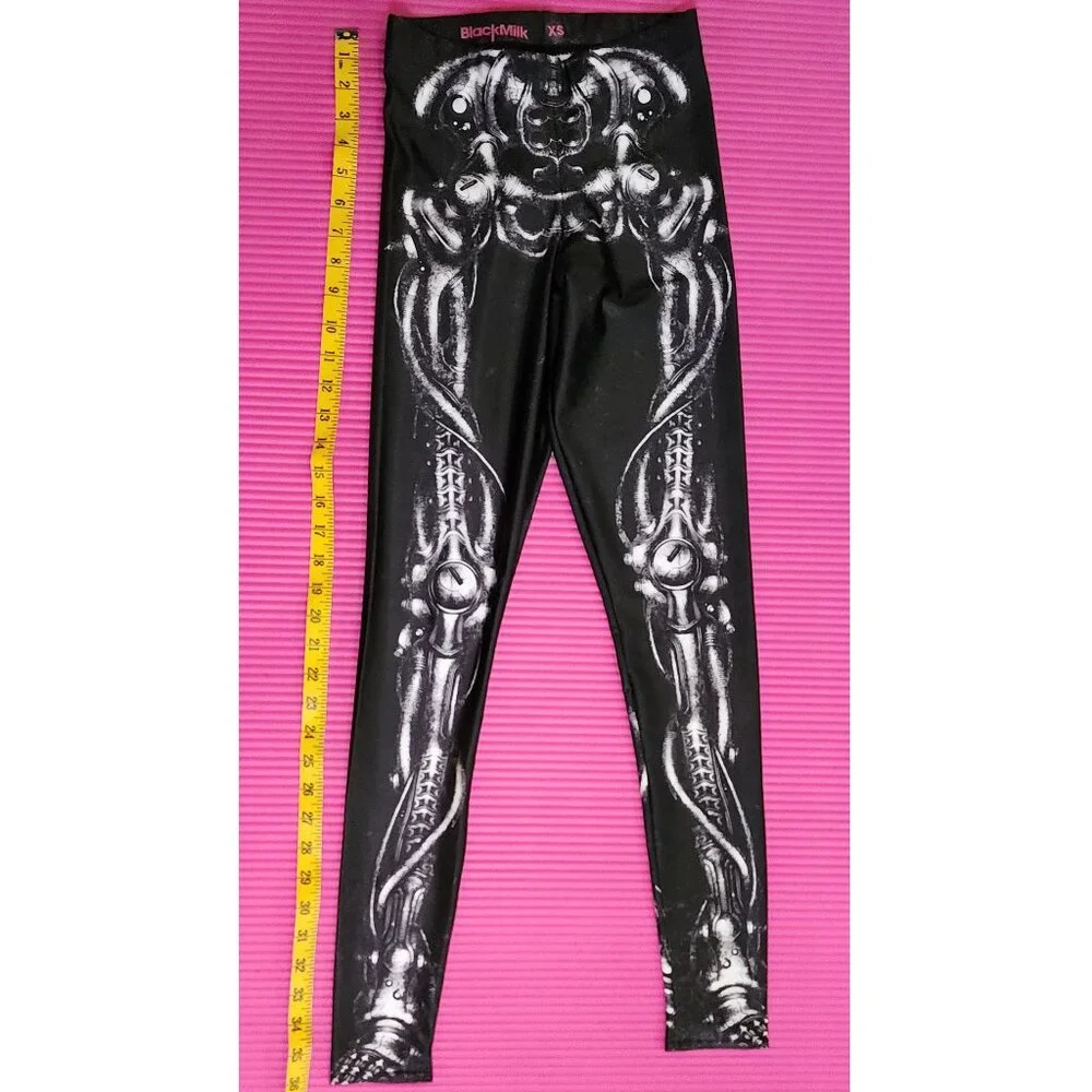 Blackmilk - Original Mechanical Bones Leggings - Size XS - Picture 4 of 6